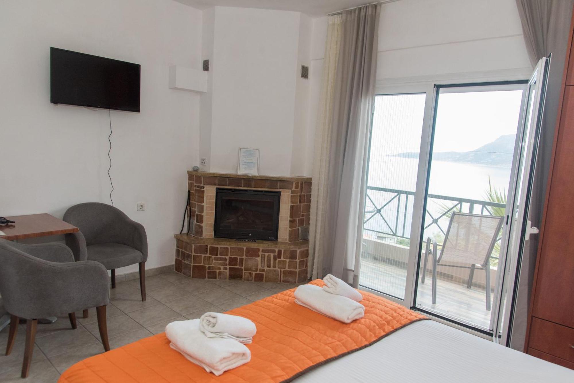 Panorama Hotel Platána Esterno foto